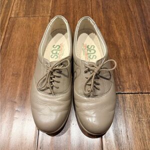 SAS Women's Taupe Leather Loafers